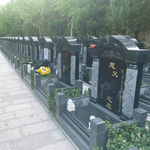灵山宝塔陵园传统立碑