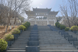 遵化东陵乡清东陵万佛园园区牌坊图