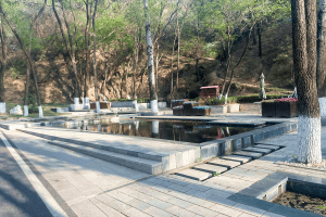 八达岭陵园景观图