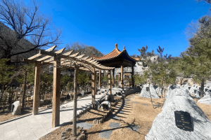 长城华人怀思堂景观图