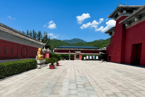 凤凰山陵园景观图