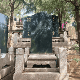 温泉墓园传统立碑
