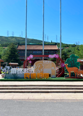 万佛华侨陵园环境图