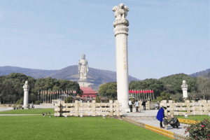 惠灵山陵园景观图