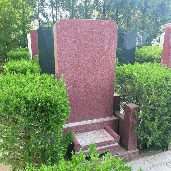万安公墓传统立碑