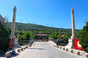万佛华侨陵园景观图