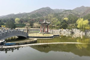 北京市昌平区天寿陵园园区湖景图