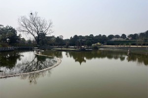 北京市昌平区天寿陵园园区湖景图